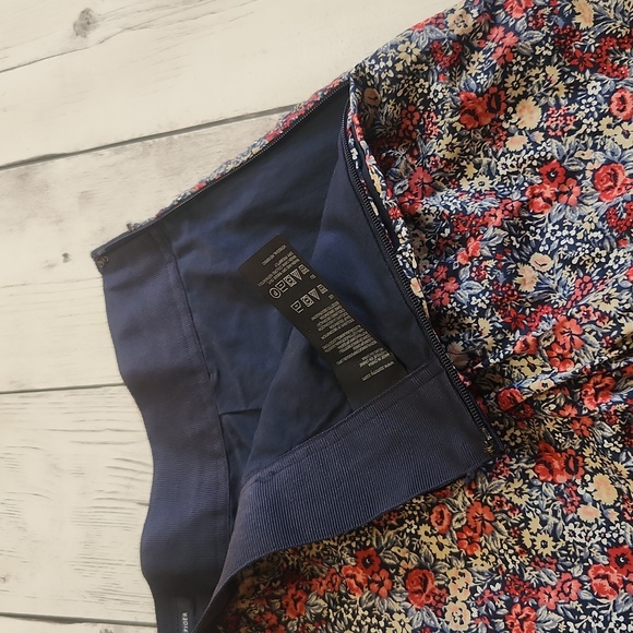 Tommy Hilfiger size 12 Lined Floral Skirt - Picture 6 of 12